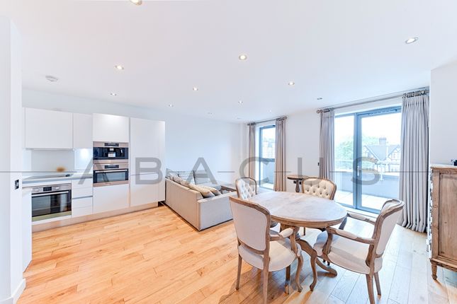 Duplex to rent in The Cascades, Finchley Road, Hampstead