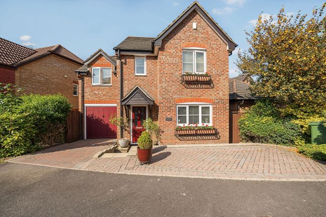 Thumbnail Detached house for sale in Huson Road, Warfield, Bracknell, Berkshire