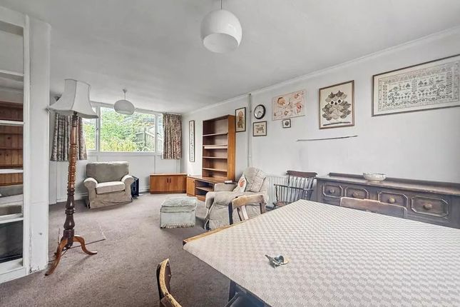 9, Greenfield Close, Tunbridge Wells photo 3