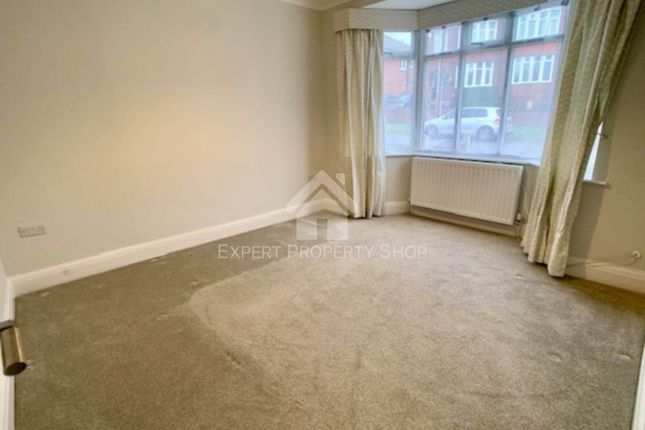 38, Bramley Avenue, Sheffield photo 4