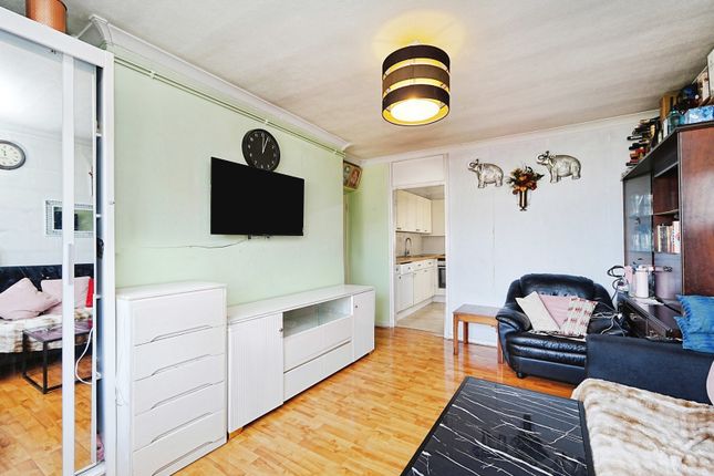 403, Friern Road, London photo 4