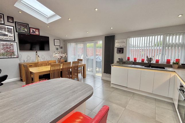 58, Lytchett Way, Upton photo 3