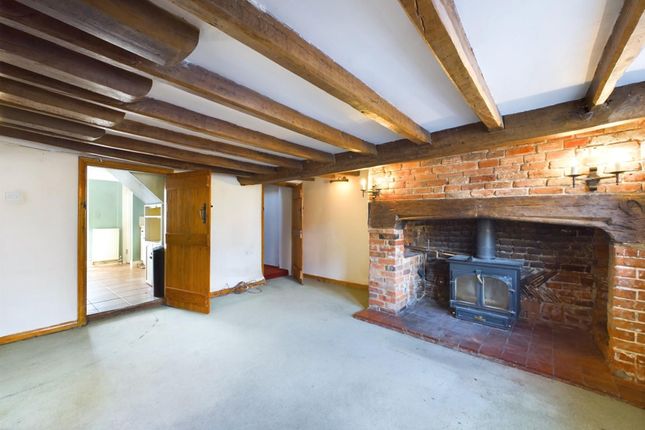3-bed terraced on 33 Marlow Road, Marlow, £495,000
