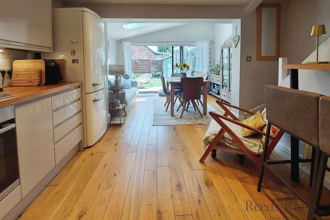 5, South Oak Lane, Cheshire photo 4