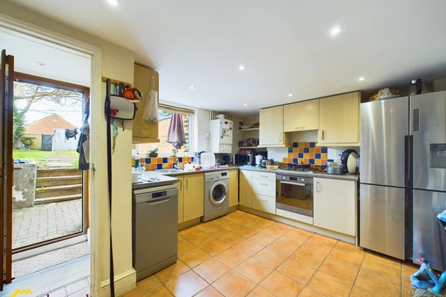 Flat for sale in West Street, Banbury