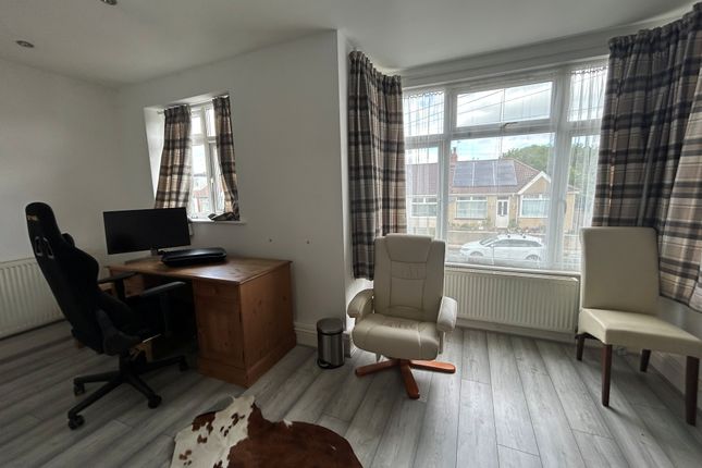 Flat 3, Bristol photo 4