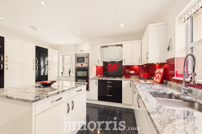 2 Sunnybank Gardens, Narberth photo 4