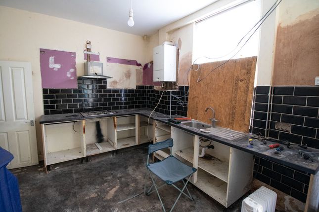 159, Bolton Road, Bolton photo 3