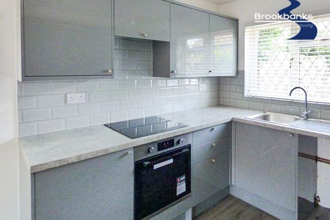 30, Strawberry Fields, Swanley photo 3