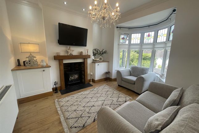32, Swiss Valley, Llanelli photo 2