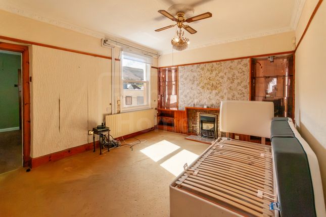 38 Ynysydarren Road, Swansea photo 4