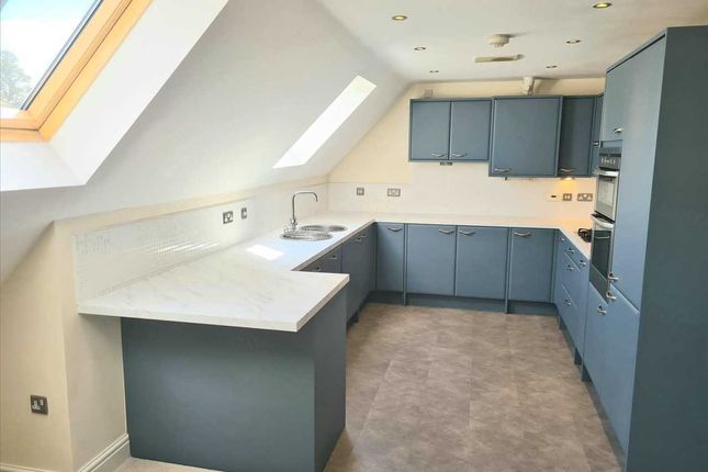 6, Saxby Court, Nottingham photo 4