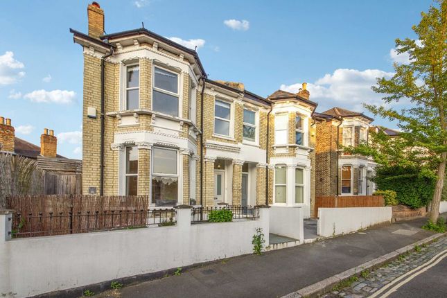 Thumbnail Property to rent in Muschamp Road, London