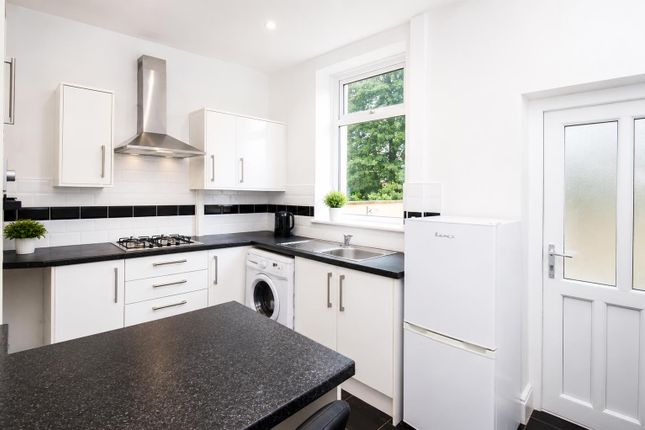 1, Reservoir Street, Darwen photo 4