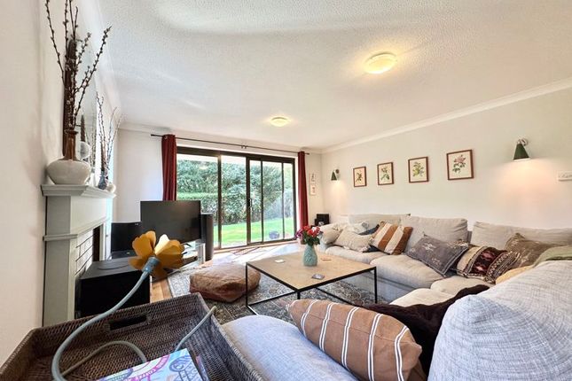 Flat for sale in The Avenue, Branksome Park, Poole
