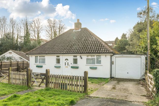 28, May Avenue, Lymington photo 2