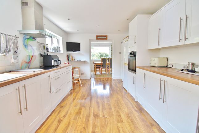 39, Crofton Lane, Fareham photo 4