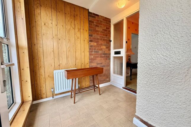 407, Sandyfields Road, Dudley photo 2
