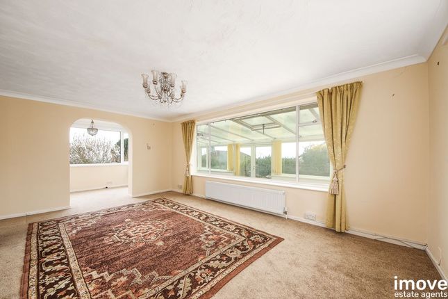 33 Dolphin Court Road, Paignton photo 4