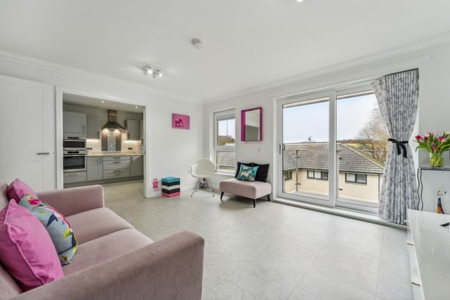 Flat for sale in Knights Grove, Newton Mearns, East Renfrewshire