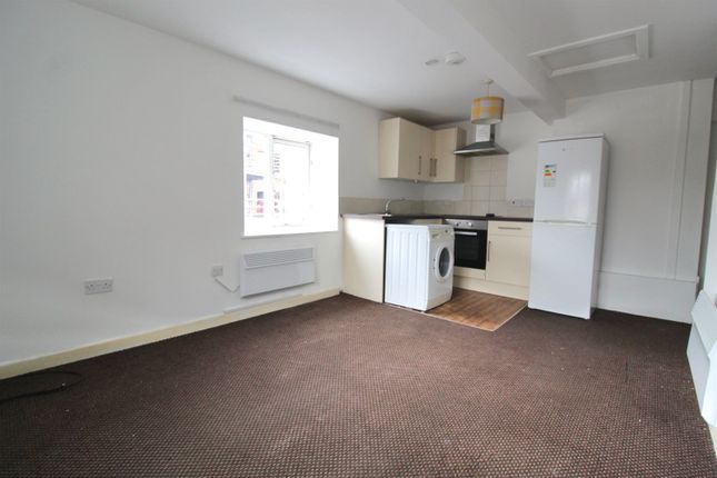 30, Flat 9, High Street, Stockport photo 3