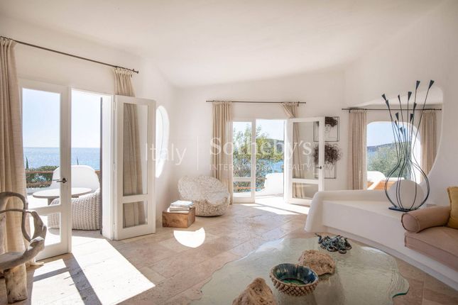 Villa for sale in Tuerredda, Teulada, Sardegna