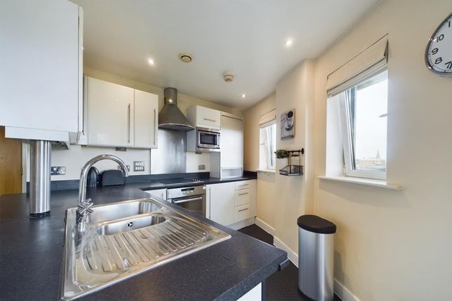 Oceana Boulevard, Flat 90, Briton Street, Southampton photo 4