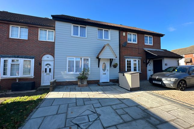 Thumbnail Terraced house to rent in Blacklock, Chelmsford