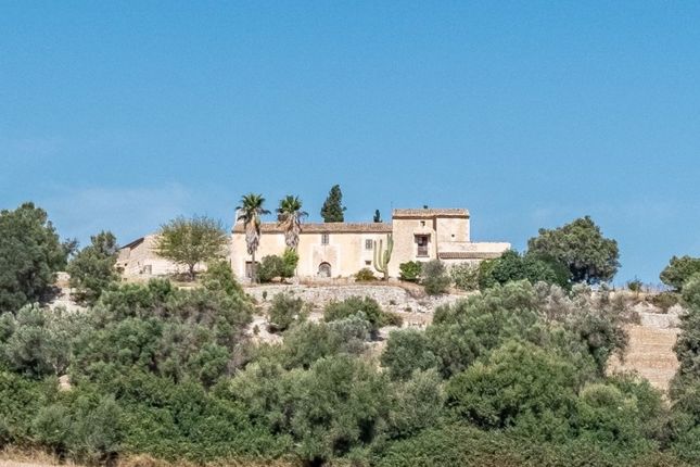 Detached house for sale in Llubí, Llubí, Mallorca