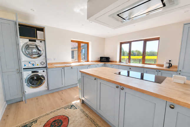 Amrus House , Broad Road, Bacton, Stowmarket, Suffolk, IP14 photo 3
