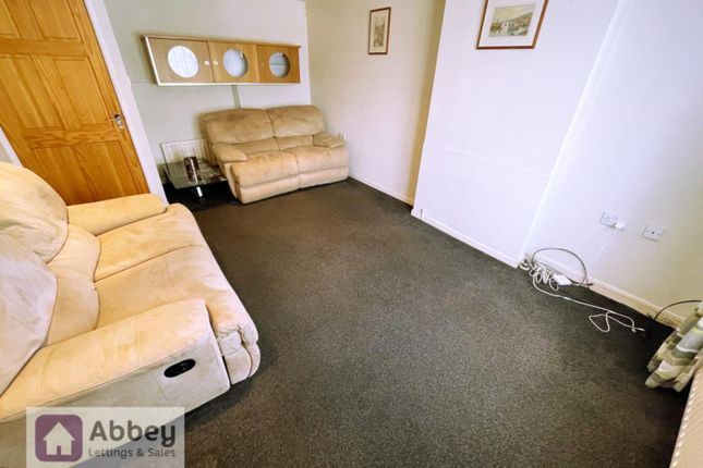 Flat for sale in Ipswich Close, Leicester