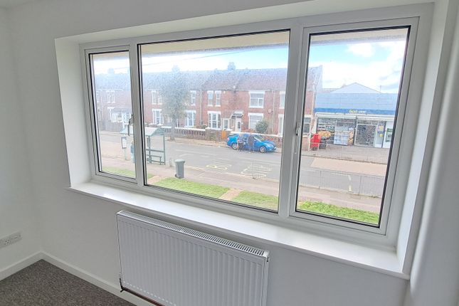 72, Gordon Road, Gosport photo 2