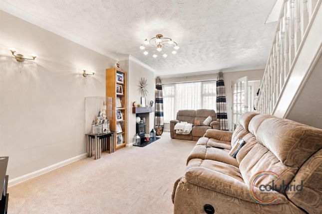 43, Morley Hill, Stanford-Le-Hope photo 3