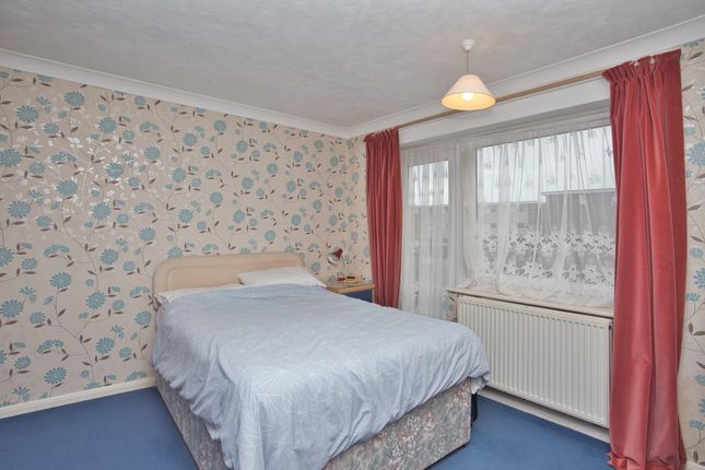 Flat for sale in Lord Warden Avenue, Walmer