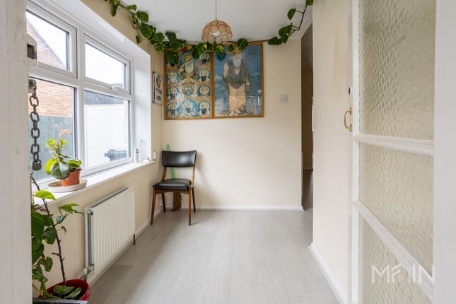 2, Oakside Close, Leicester, Leicester photo 3