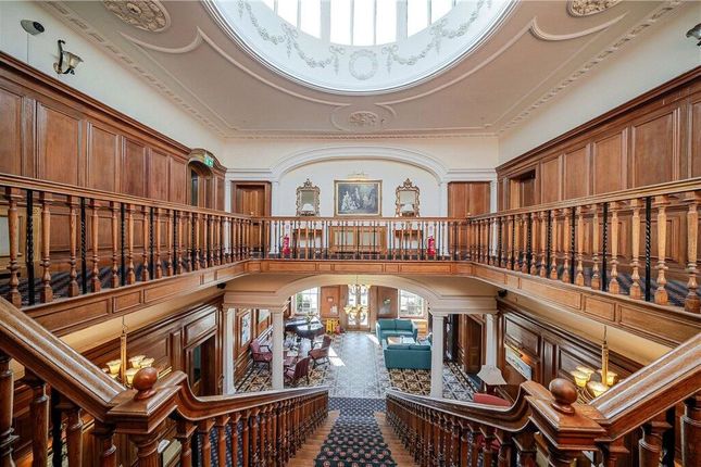 4 Tetley Court, Hollins Hall, Harrogate photo 2