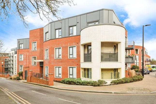 Thumbnail Flat for sale in Rutland Street, High Wycombe