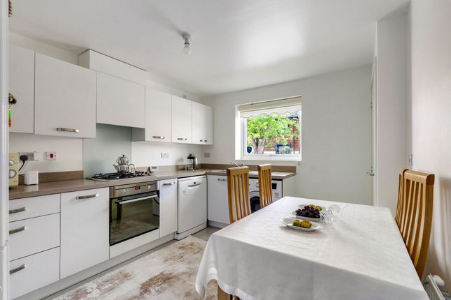 7 Selborne Gardens, Nottingham photo 2