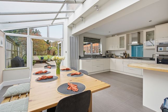 31 Kings Road, Ascot photo 3