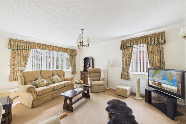 26, Florence Road, Chesterfield photo 4
