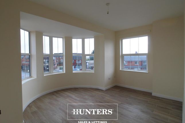 Thumbnail Flat to rent in Holywell Lane, Castleford