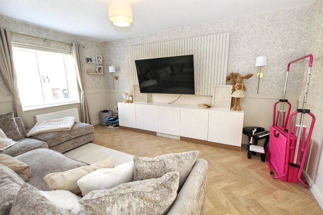 13 Blengate Close, Canterbury photo 4