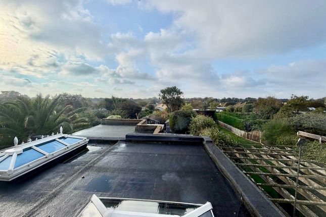 Lindenthorpe Road, Broadstairs photo 3