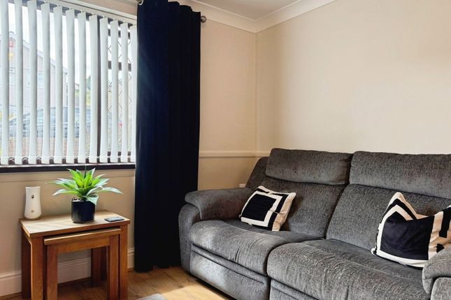 14, Brayley Road, Swansea photo 4