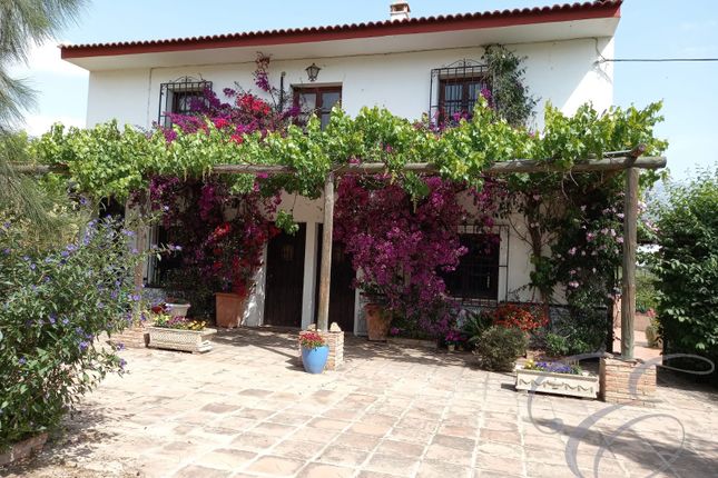 Country house for sale in Riogordo, Axarquia, Andalusia, Spain