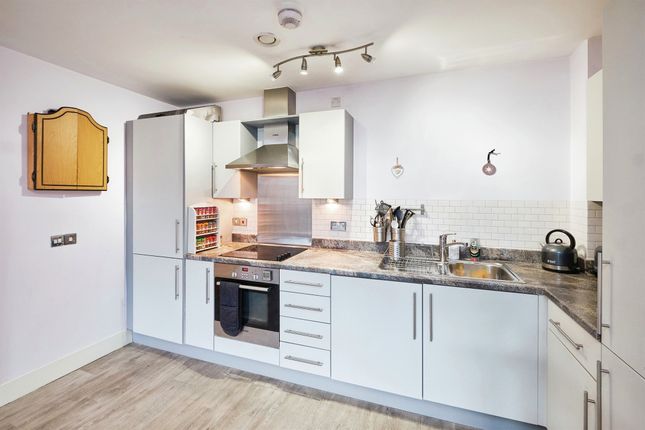 Flat for sale in Bell Barn Road, Edgbaston, Birmingham