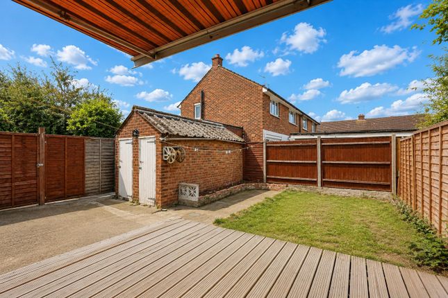 19, Blackthorn Avenue, West Drayton photo 4