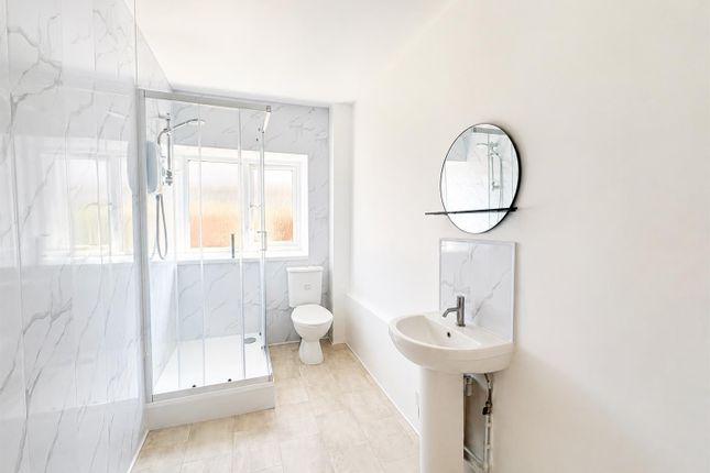 33B, High Street, Wem photo 4