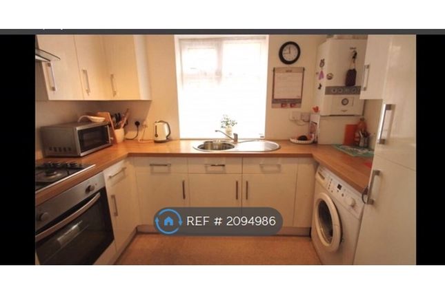 Thumbnail Flat to rent in Upper Luton Road, Chatham