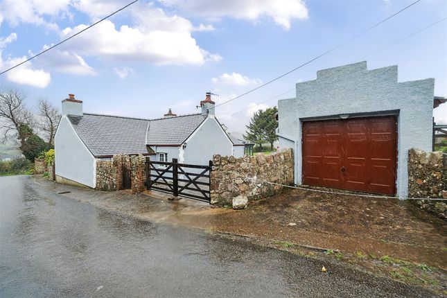 Thumbnail Cottage for sale in Vicarage Lane, Llangennith, Swansea